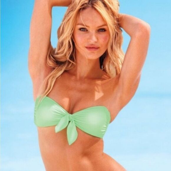 Victoria's Secret Light Green Bikini Top (L) - Picture 1 of 5